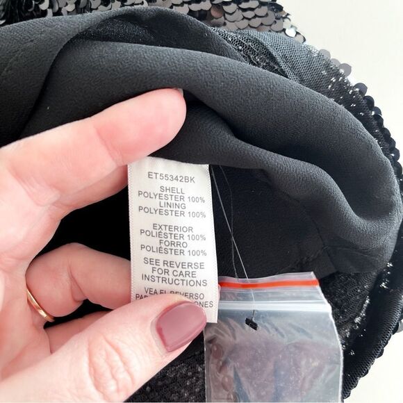 En Creme Strappy Black Sequined Tank Top Women's S Spaghetti Straps Lined NWT - Picture 7 of 7